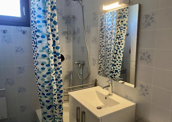 26m², 4 Pers, Proche Commerces Et Pistes - Fr-1-758-3 * Les Angles (Pyrenees-Orientales)